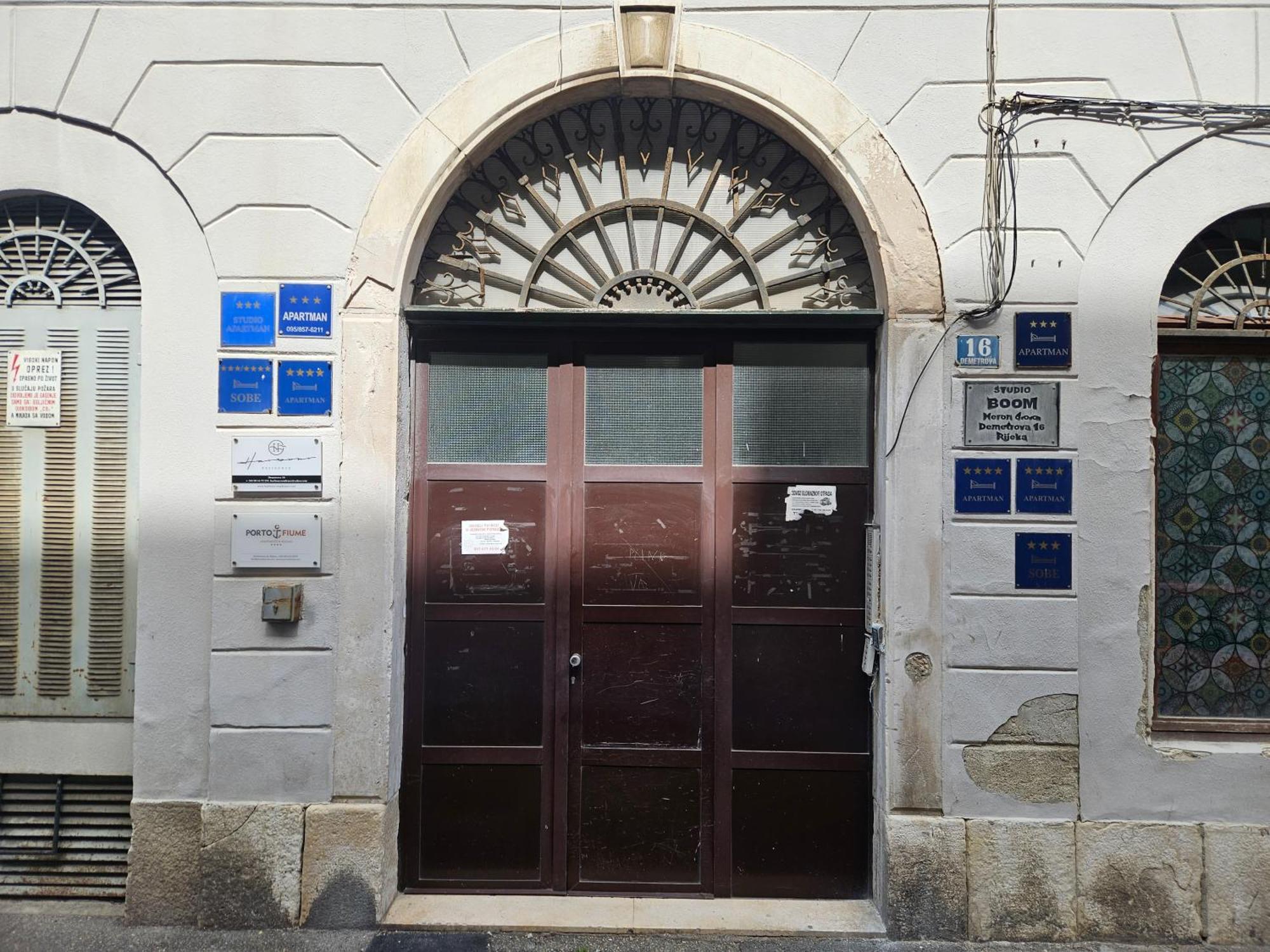 Porto Fiumeアパートメント エクステリア 写真